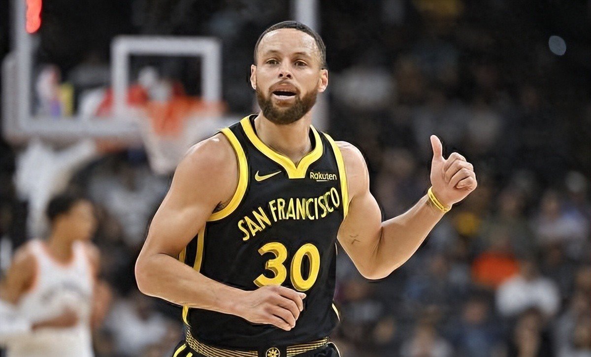 关于菲尼克斯太阳迎NBA季后赛关键赛,今夜回应争议,信心回归,团队化学反应显著的信息 关于菲尼克斯太阳迎NBA季后赛关键赛,今夜回应争议,信心回归,团队化学反应显著的信息